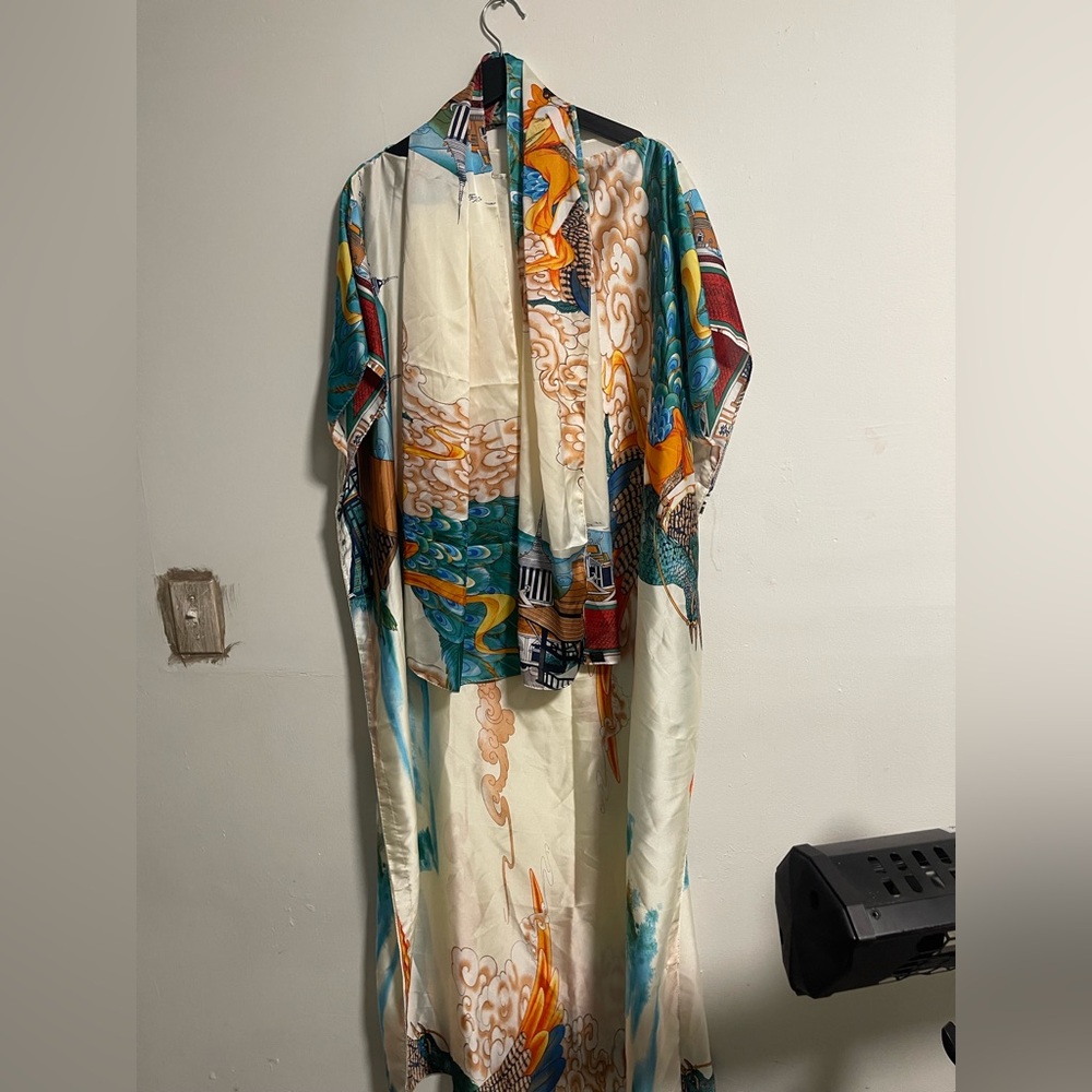 Silk like Print Kimono Robe in Cream, Teal & Orange